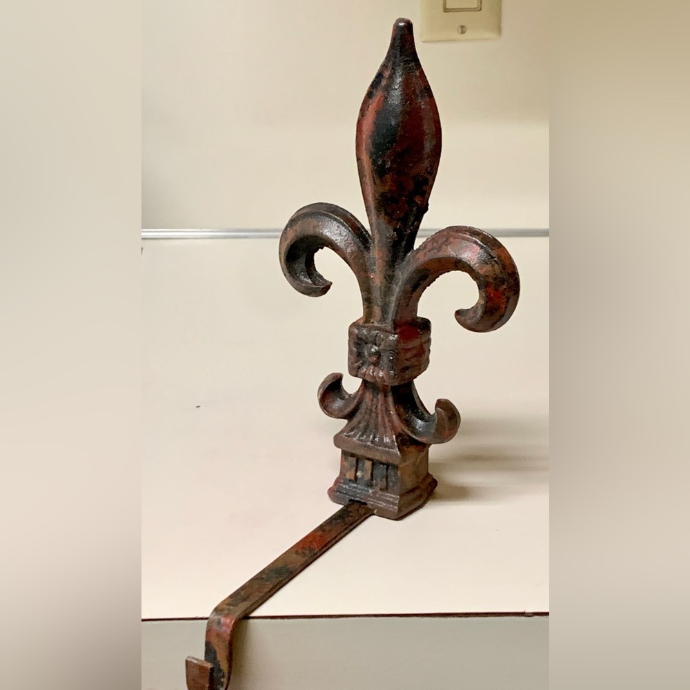 Vintage Victorian Era Cast Iron Antique Repurposed Fleur De Lis Finial Hook